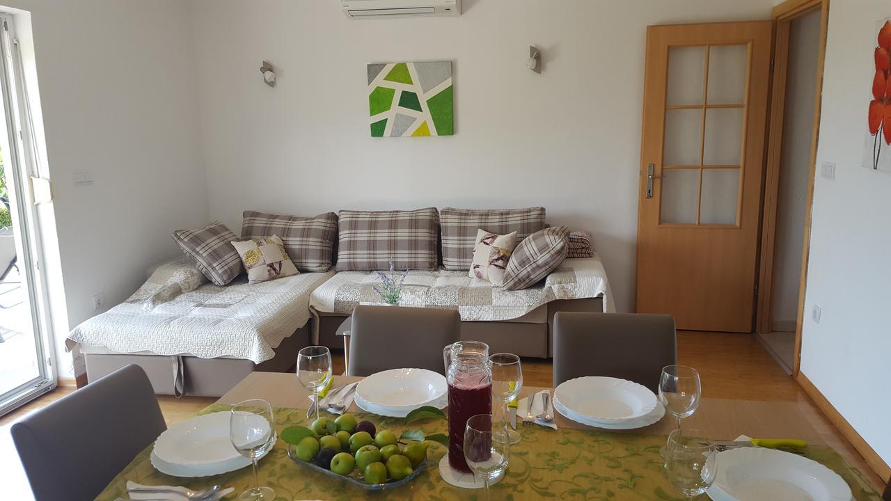 Apartment Boba 锡尼 外观 照片
